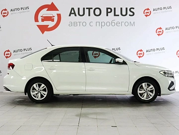 Volkswagen Polo, 2020г., передний привод, робот