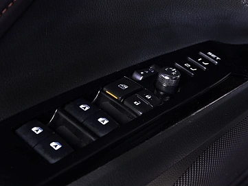 Toyota Camry, 2020г., передний привод, автомат