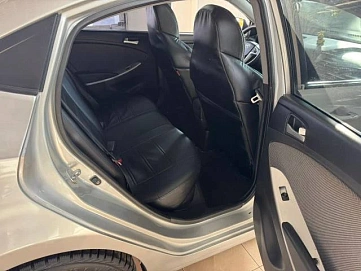Hyundai Solaris, 2012г., передний привод, механика