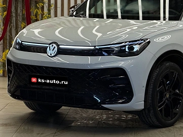 Volkswagen Tiguan, 2025г., полный привод, робот
