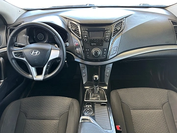 Hyundai i40, 2013г., передний привод, автомат