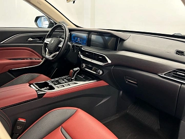 FAW Bestune T77, 2022г., передний привод, робот