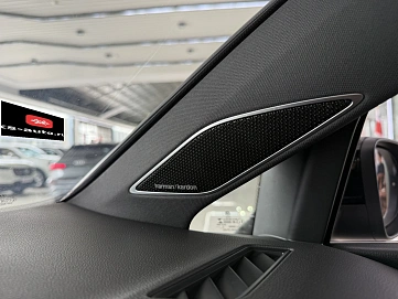 Volkswagen Golf, 2021г., передний привод, робот