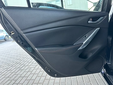 Mazda 6, 2013г., передний привод, автомат