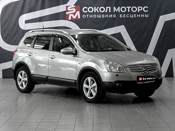 Nissan Qashqai, 2008г., передний привод, механика