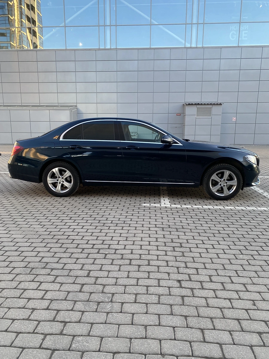 Mercedes-Benz E-Класс, 2016г., задний привод, автомат