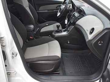 Chevrolet Cruze, 2012г., передний привод, механика