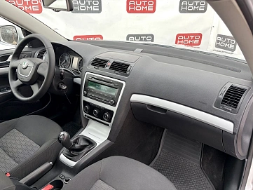 Skoda Octavia, 2011г., передний привод, механика