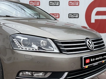 Volkswagen Passat, 2013г., передний привод, робот