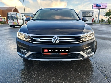 Volkswagen Passat, 2019г., полный привод, робот
