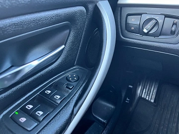 BMW 3 серии, 2013г., задний привод, автомат