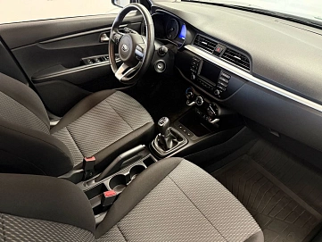 Kia Rio, 2019г., передний привод, механика