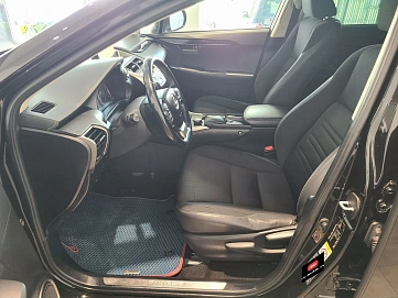 Lexus NX, 2014г., полный привод, вариатор