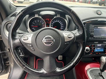Nissan Juke, 2011г., полный привод, вариатор