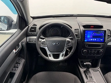Kia Sorento, 2014г., передний привод, автомат