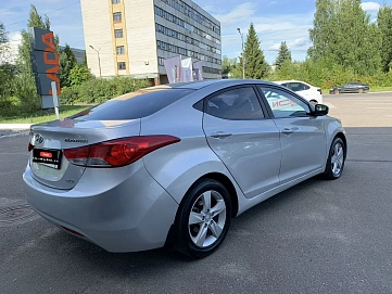 Hyundai Elantra, 2012г, передний привод, механика