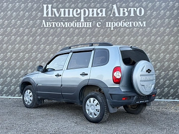 Chevrolet Niva, 2014г., полный привод, механика