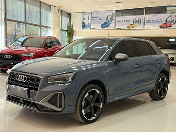 Audi Q2, 2023г., передний привод, робот