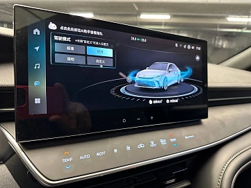 Toyota Camry, 2024г., передний привод, вариатор