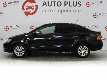 Volkswagen Polo, 2013г., передний привод, автомат