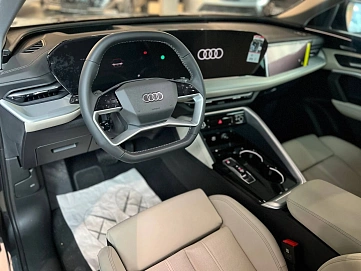 Audi Q5 Sportback, 2025г., полный привод, робот