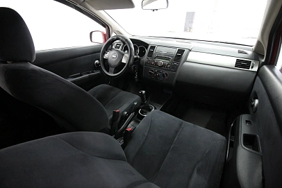 Nissan Tiida, 2007г., передний привод, механика