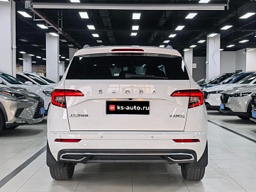 Skoda Karoq, 2022г., передний привод, автомат