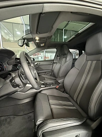 Audi A3, 2023г., передний привод, автомат