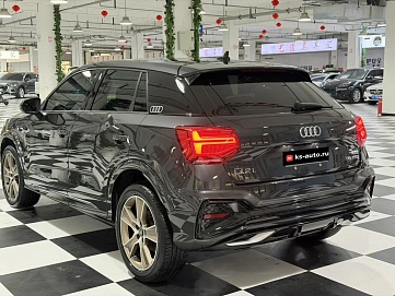 Audi Q2, 2022г., передний привод, робот