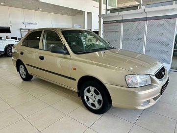 Hyundai Accent, 2004г., передний привод, механика