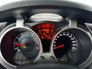 Nissan Juke, 2012г., передний привод, механика