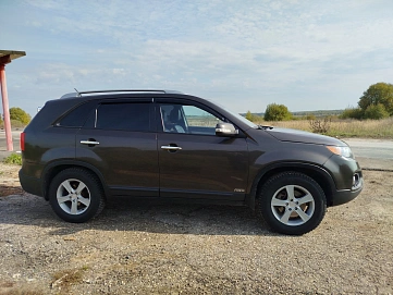 Kia Sorento, 2011г., полный привод, механика