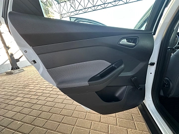 Ford Focus, 2012г., передний привод, робот