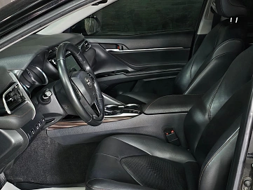 Toyota Camry, 2019г., передний привод, автомат