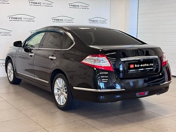 Nissan Teana, 2012г., передний привод, вариатор