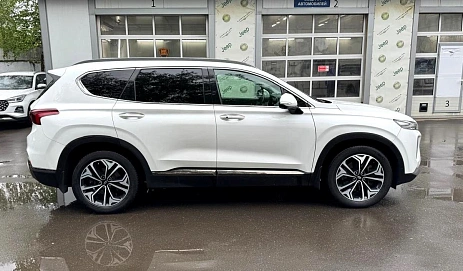 Hyundai Santa Fe, 2019г., полный привод, автомат