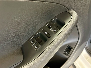 Volkswagen Jetta, 2014г., передний привод, механика