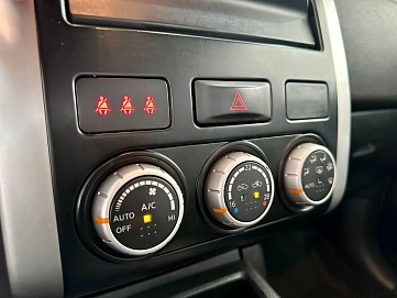 Nissan X-Trail, 2011г., полный привод, вариатор