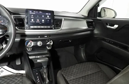 Kia Rio, 2021г., передний привод, вариатор