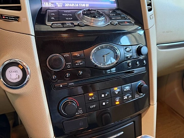 Infiniti FX, 2011г., полный привод, автомат