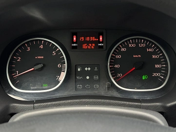 Renault Duster, 2012г., полный привод, механика