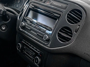 Volkswagen Tiguan, 2013г., полный привод, механика