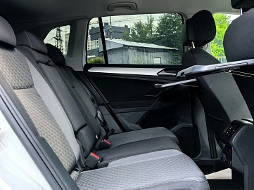 Volkswagen Tiguan, 2020г., полный привод, робот