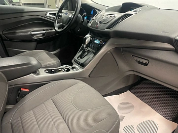 Ford Kuga, 2016г., передний привод, автомат