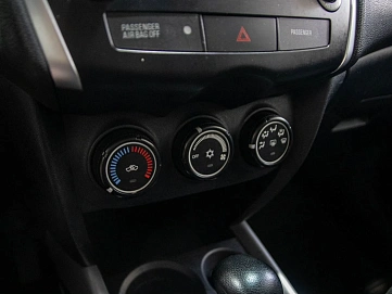 Mitsubishi ASX, 2011г., передний привод, вариатор