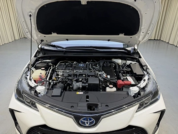 Toyota Corolla, 2022г, передний привод, вариатор