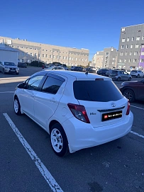 Toyota Vitz, 2012г., передний привод, вариатор