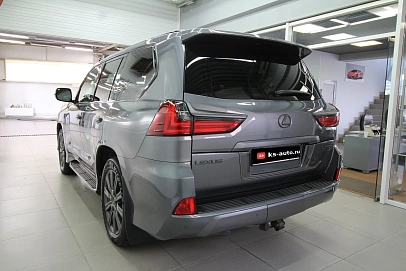 Lexus LX, 2018г., полный привод, автомат