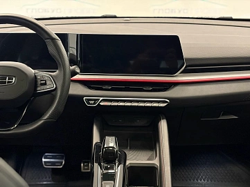 Geely Coolray, 2024г., передний привод, робот