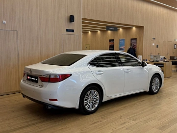 Lexus ES, 2014г